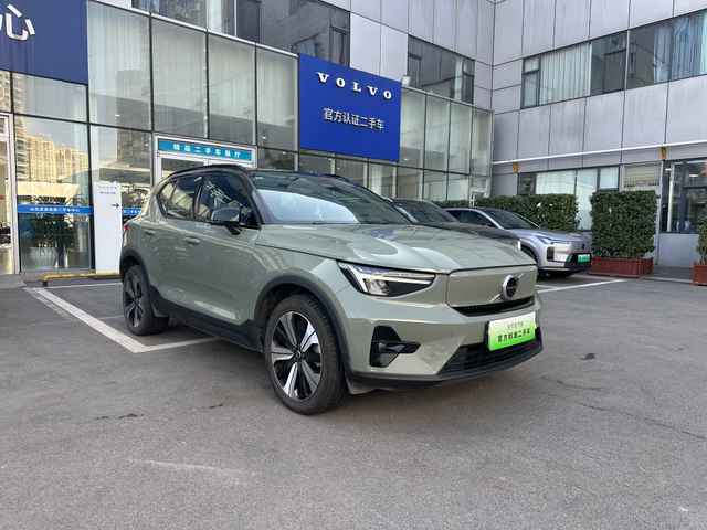 2023 Volvo XC40 Recharge Long Range