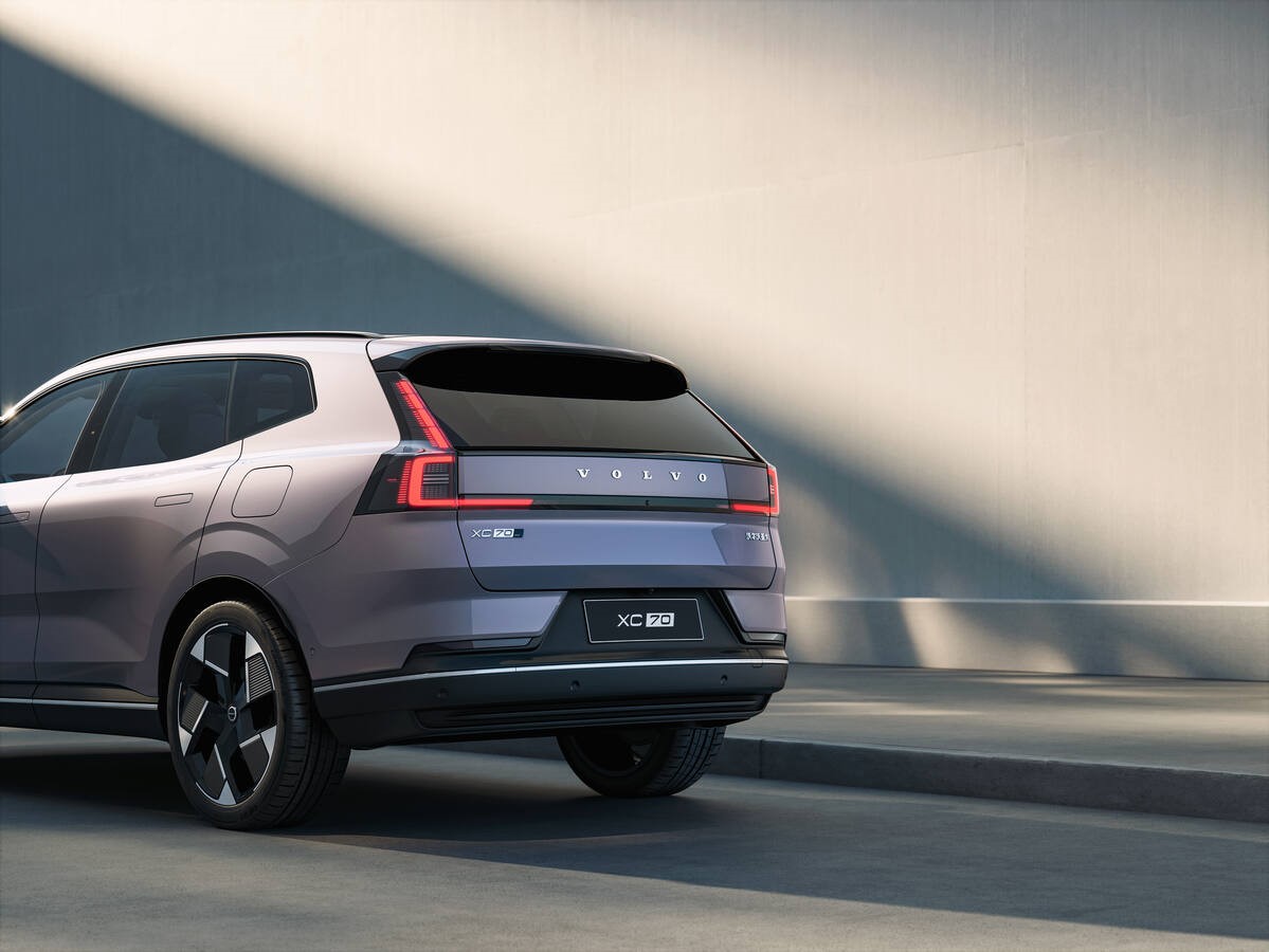 Volvo XC70 Plus MY 2026