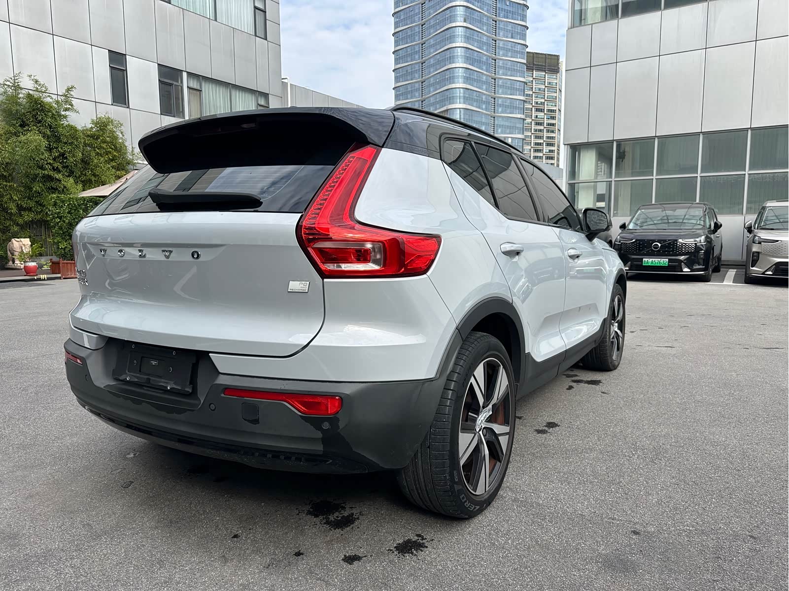 2024 Volvo C40 Recharge Long Range PRO