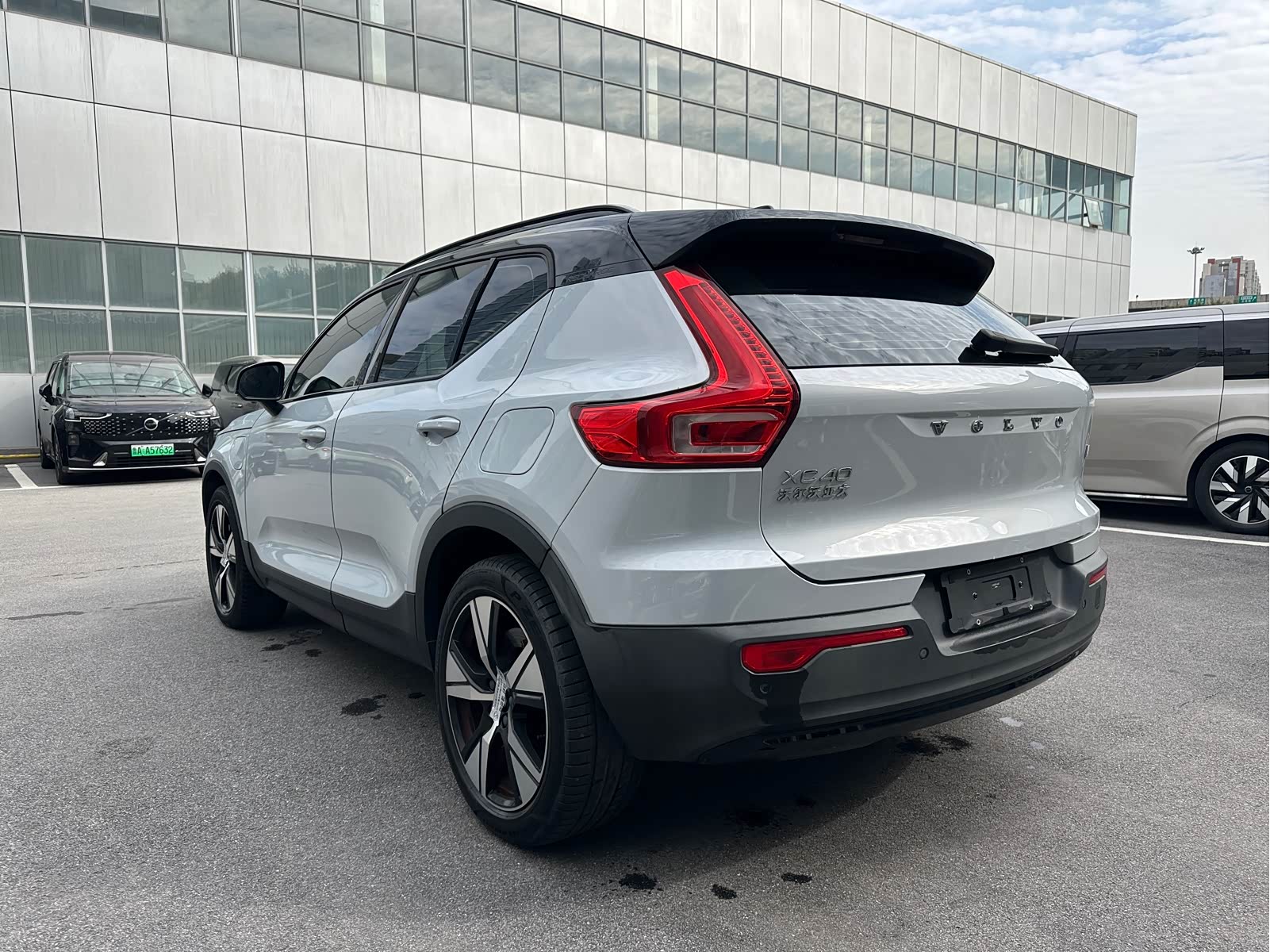 2024 Volvo C40 Recharge Long Range PRO